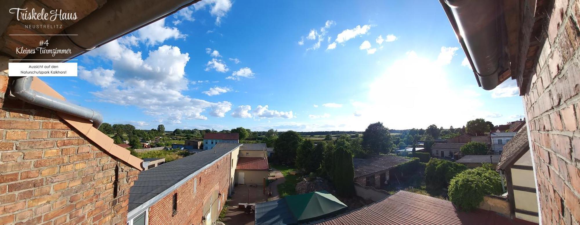 Triskele Haus - Oekologisches Gaestehaus Der Heilstaette Strelitz ノイシュトレーリッツ 部屋 写真
